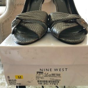 Leather Open toe, pewter color pumps